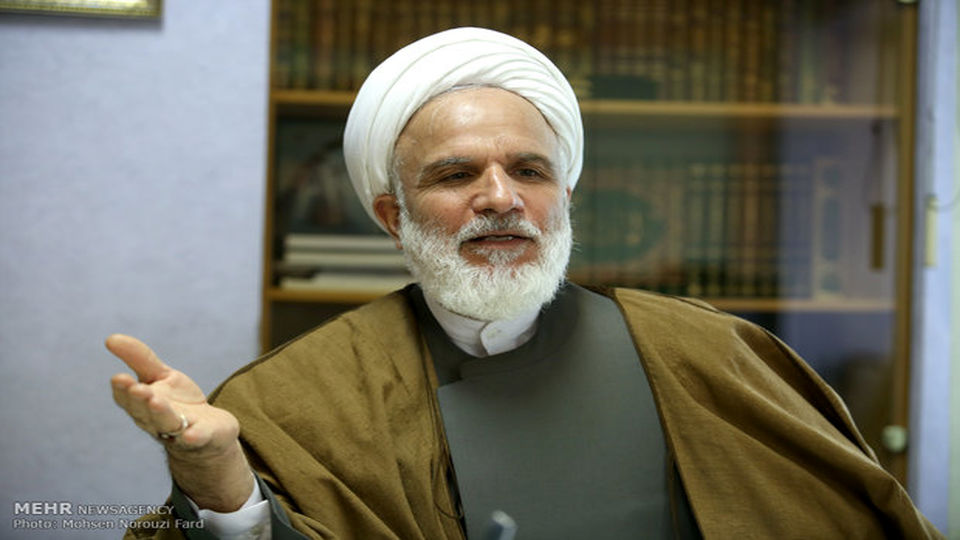 رئیس دفتر رهبری در قم: فضای مجازی یک فرصت است