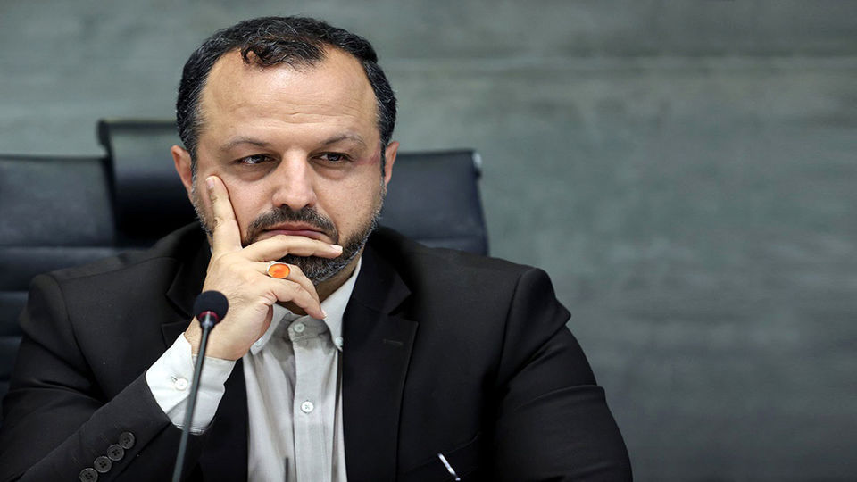 وزیر اقتصاد: بسته دولت برای مهار تورم نهایی شد/ قیمتها کنترل میشود