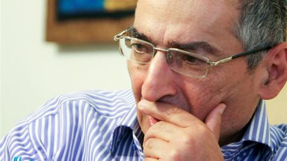 یك بازجویی غیرسیاسی