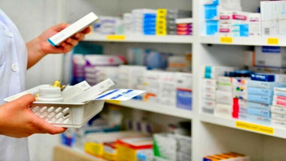 اجرای طرح دارورسانی به منازل بیماران خاص