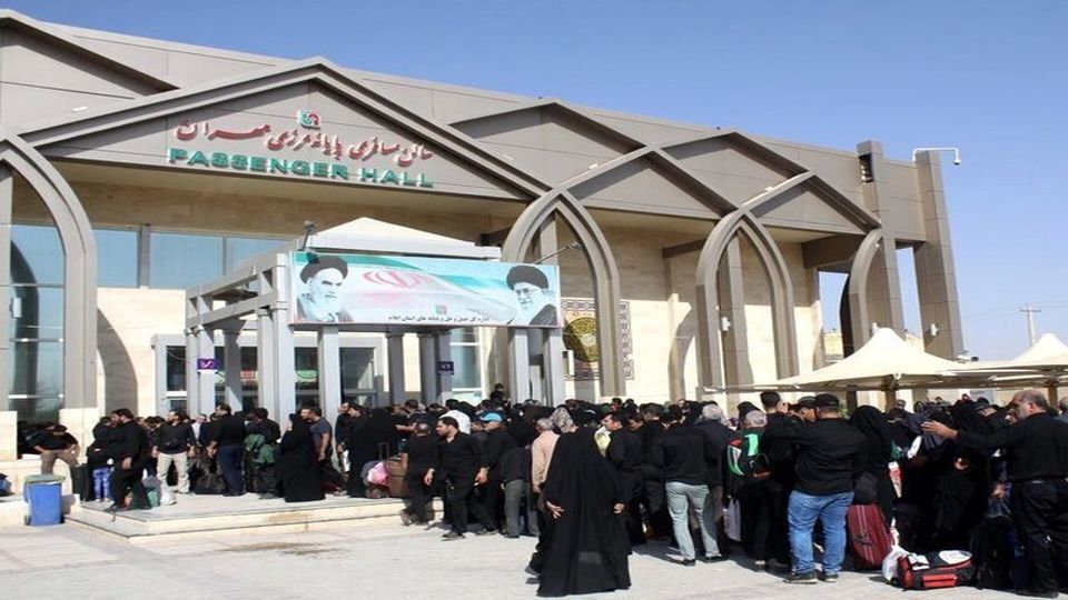 سردار اشتری: از ورود زائرین جدید به مرز مهران معذوریم