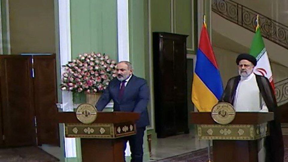 رئیسی: تاکید دولت بر سیاست همسایگی است