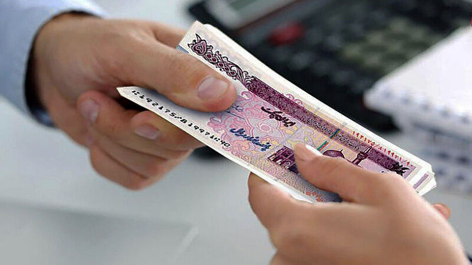 افزایش ۲۰ درصدی حقوق در سال آینده در بودجه ۱۴۰۲
