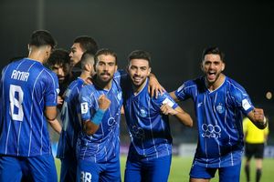 تمرینات استقلال از روز سه شنبه شروع می شود