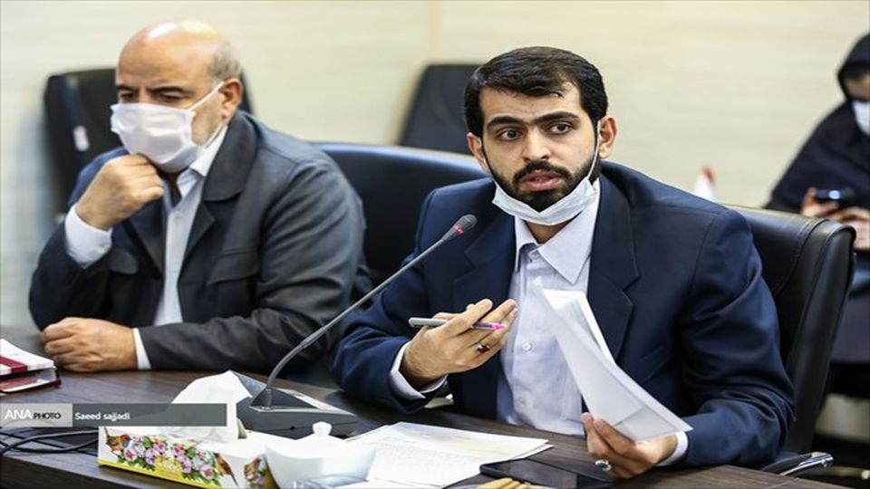 دشمنان از هیچ روش غیرانسانی دریغ نمیکنند